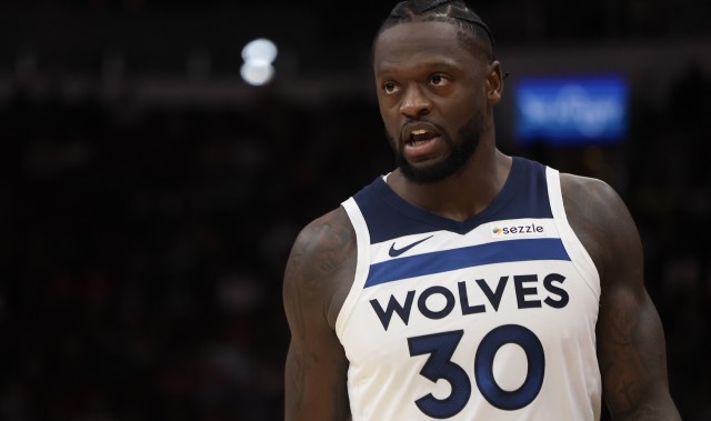 FT28-兰德尔出战23分钟 15中7&amp;三分6中1拿18分7板2助 出现6失误