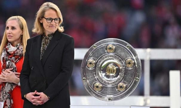 余数统计-德国足球“第一女士”下台，联赛与国家队同病相怜