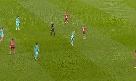 单双预测-【英超】111秒丢球 全场仅1射正 利物浦客负3轮不胜