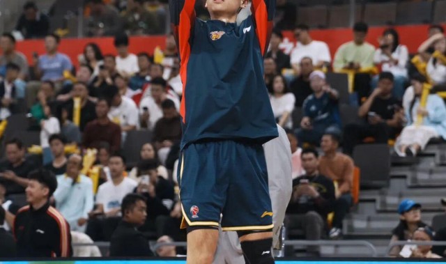 开奖走势-今天崔永熙穿什么？