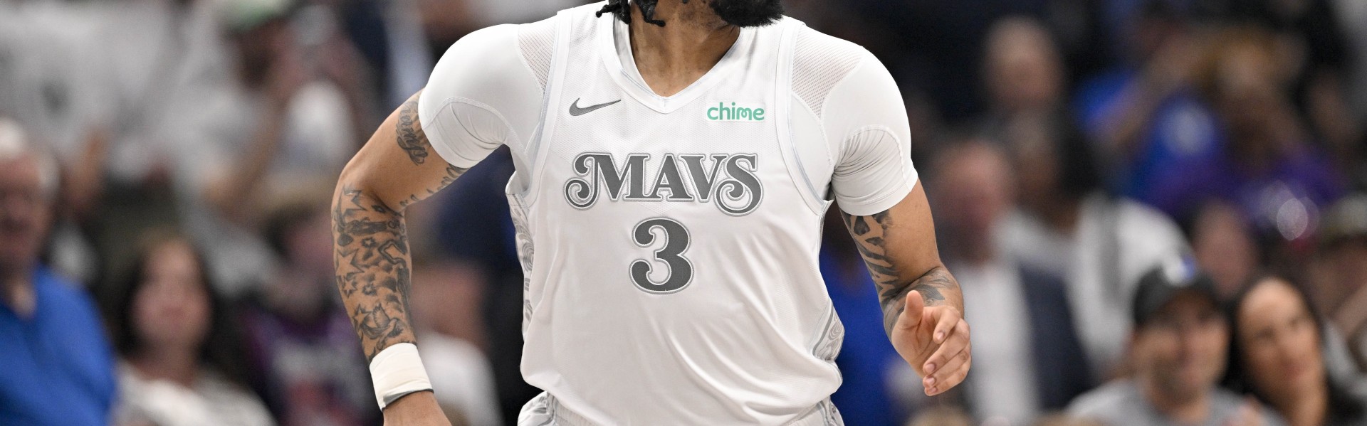 Stein：浓眉还没恢复全部球场活动 他能否出战揭幕战还有疑问