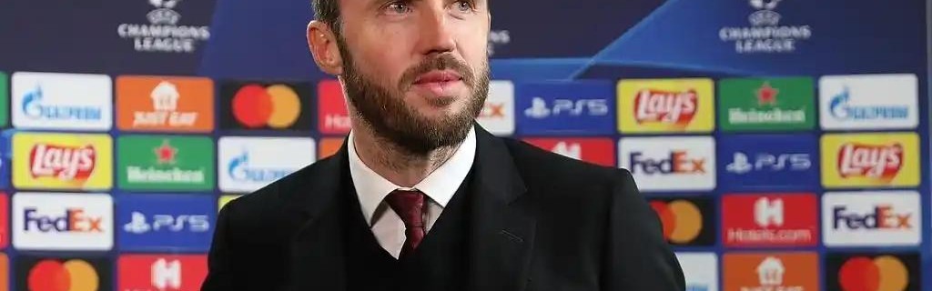 罗马诺宣！卡里克执教曼联，教练班底公布，纯临时工，一股英冠味